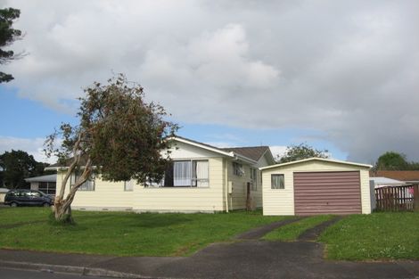 Photo of property in 3 Joanne Place, Rosehill, Papakura, 2113