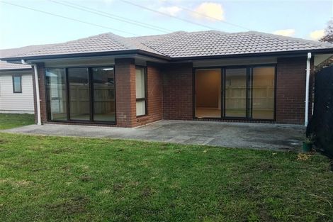 Photo of property in 35 Crabb Fields Lane, Riverhead, 0820