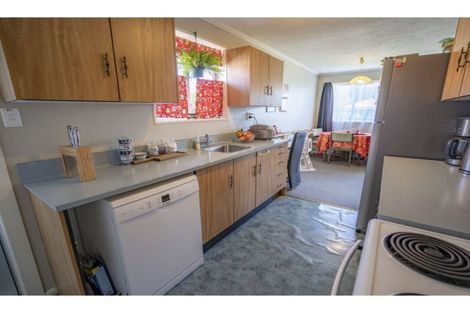 Photo of property in 54 Paisley Street, Kew, Invercargill, 9812