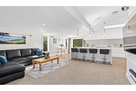 Photo of property in 20 Lucknow Terrace, Khandallah, Wellington, 6035