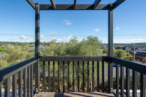 Photo of property in 1/78 Browns Bay Road, Rothesay Bay, Auckland, 0630