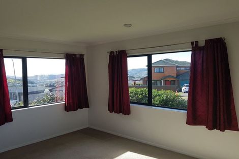 Photo of property in 2 Comber Place, Johnsonville, Wellington, 6037