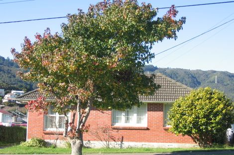 Photo of property in 139 George Street, Stokes Valley, Lower Hutt, 5019