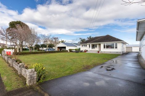 Photo of property in 120 Cutfield Road, Westown, New Plymouth, 4310