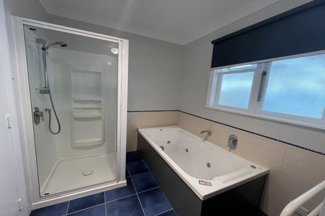 Photo of property in 141 Kawiu Road, Levin, 5510