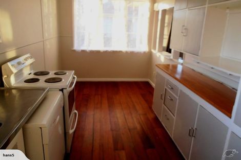 Photo of property in 24 Pollen Crescent, Melville, Hamilton, 3206