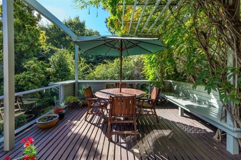 Photo of property in 9 Sherwood Lane, Cashmere, Christchurch, 8022