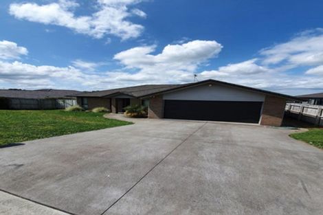 Photo of property in 11 Kilbryde Crescent, Pokeno, 2402
