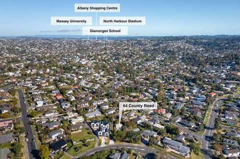 Photo of property in 64 County Road, Torbay, Auckland, 0630