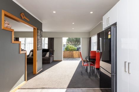 Photo of property in 4 Cranby Crescent, Onekawa, Napier, 4110