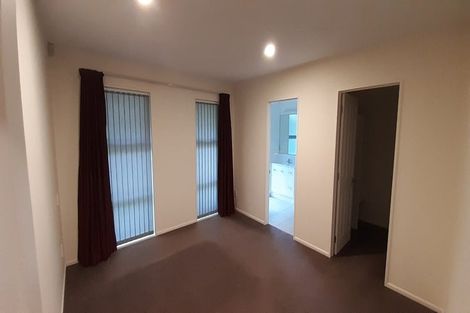 Photo of property in 4 The Oval, Hillmorton, Christchurch, 8024