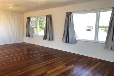 Photo of property in 2 Belgrave Place, Papakura, 2110