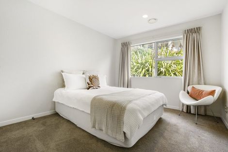 Photo of property in 6 Tuatini Place, Long Bay, Auckland, 0630
