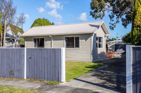 Photo of property in 16 Hardie Grove, Featherston, 5710