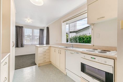 Photo of property in 9 Macmurdo Avenue, Glenview, Hamilton, 3206