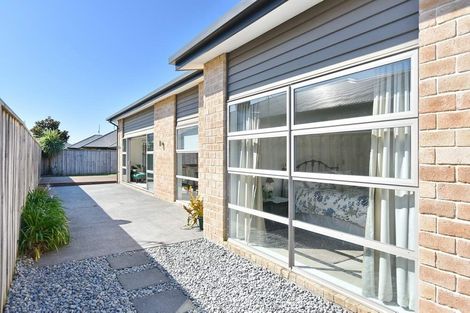 Photo of property in 4 Manuka Street, Pegasus, 7612