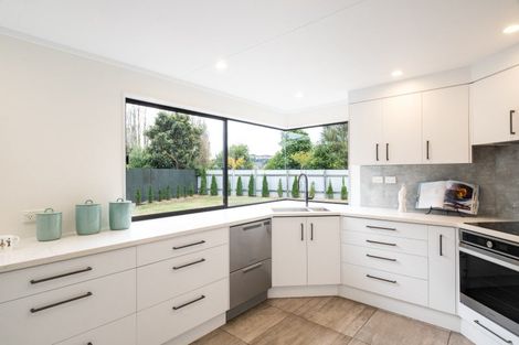 Photo of property in 14 Kuku Street, Te Awanga, 4102