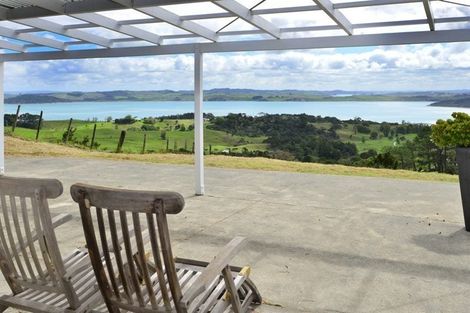 Photo of property in 258 Pah Hill Road, Wharehine, Wellsford, 0973
