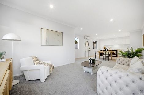 Photo of property in 16 Darion Drive, Flat Bush, Auckland, 2019