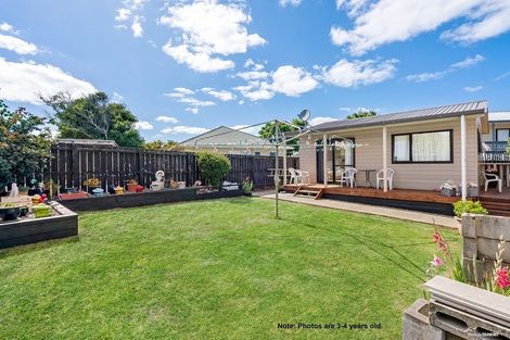 Photo of property in 18 Dungarvon Place, Clendon Park, Auckland, 2103