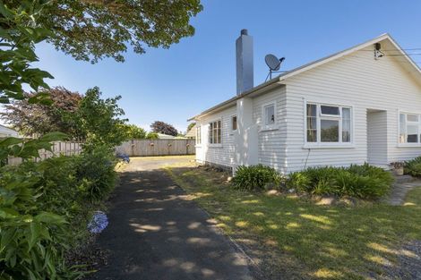 Photo of property in 63 Brois Street, Frankleigh Park, New Plymouth, 4310