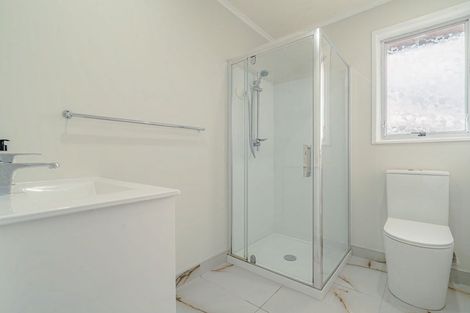 Photo of property in 15 Burndale Terrace, Manurewa, Auckland, 2102