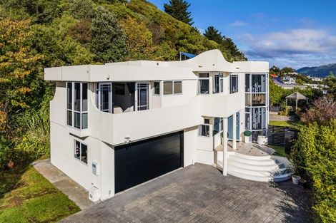 Photo of property in 6 Iona Place, Papakowhai, Porirua, 5024