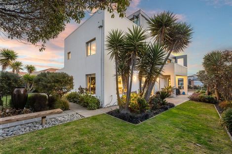 Photo of property in 74 Aston Drive, Waimairi Beach, Christchurch, 8083