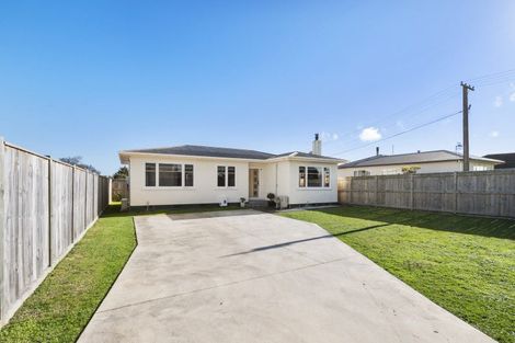 Photo of property in 24 Pharazyn Street, Feilding, 4702