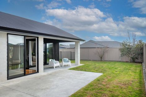 Photo of property in 19 Te Heipora Place, Havelock North, 4130