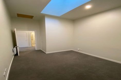Photo of property in 77 Nottingham Street, Karori, Wellington, 6012