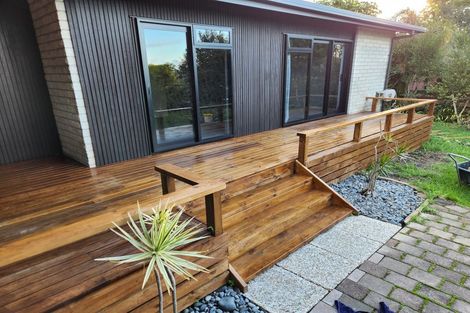 Photo of property in 30 Galaxy Drive, Mairangi Bay, Auckland, 0630