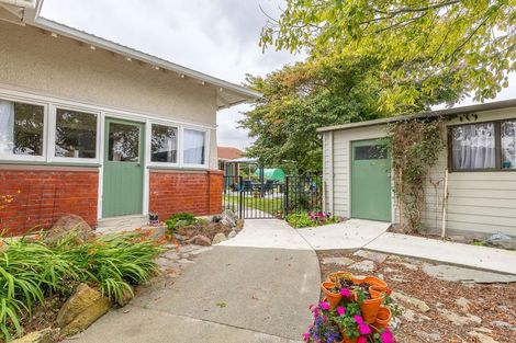 Photo of property in 44 Harris Street, Waimate, 7924