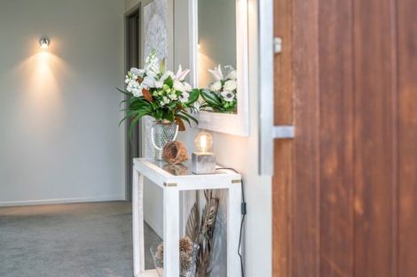 Photo of property in 55 Williams Street, Cambridge, 3434