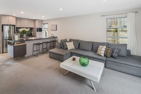 Photo of property in 46 Erlestoke Crescent, Churton Park, Wellington, 6037