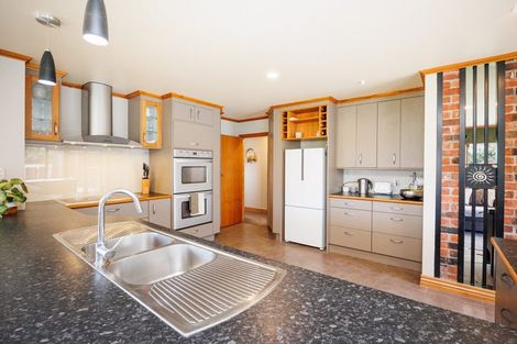 Photo of property in 440 Stoney Creek Road, Kelvin Grove, Palmerston North, 4470