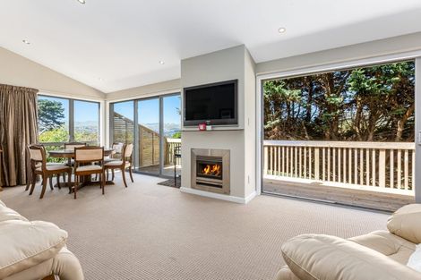 Photo of property in 57a Whanga Crescent, Titahi Bay, Porirua, 5022