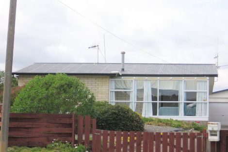 Photo of property in 9 Kent Terrace, Foxton Beach, Foxton, 4815