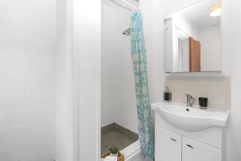 Photo of property in 2/4 Moana Street, Frankton, Hamilton, 3204