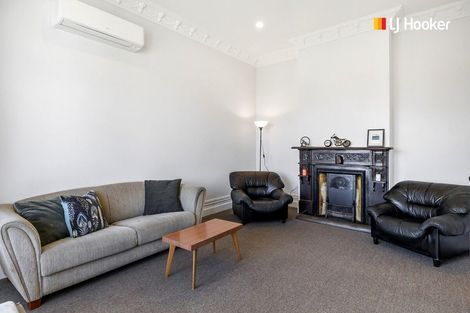 Photo of property in 23 Royal Crescent, Saint Kilda, Dunedin, 9012