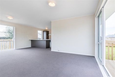 Photo of property in 13a Springs Road, Parakai, 0830