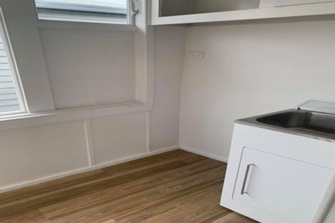 Photo of property in 61 Palmers Road, New Brighton, Christchurch, 8083