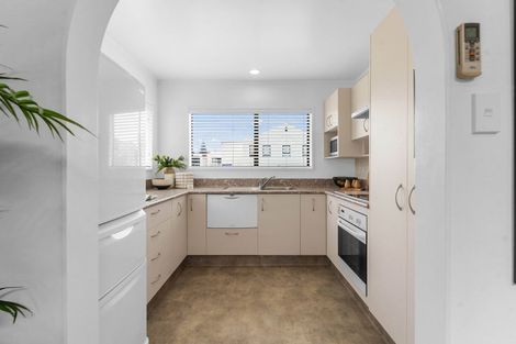 Photo of property in 3 Devon Street, Greerton, Tauranga, 3112