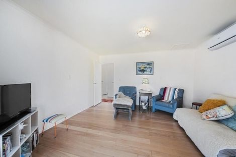 Photo of property in 17 Dixie Street, Te Horo Beach, Otaki, 5581