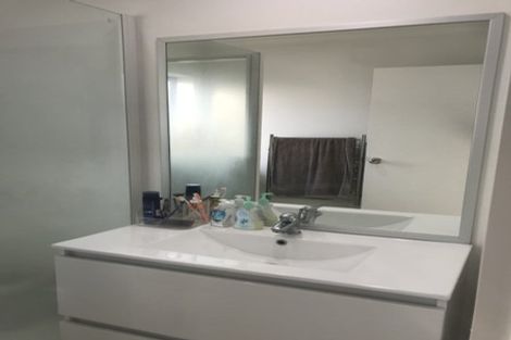 Photo of property in 1 Beardmore Lane, Papakura, 2110