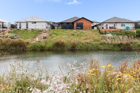 Photo of property in 2b Kauri Lane, Omokoroa, 3114