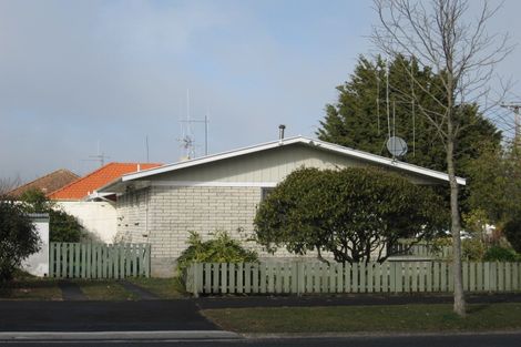 Photo of property in 22 Wilson Street, Hamilton East, Hamilton, 3216