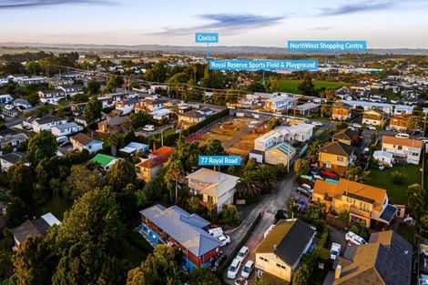 Photo of property in 77 Royal Road, Massey, Auckland, 0614