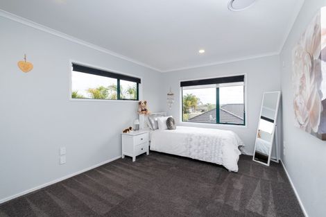 Photo of property in 20 Russell Robertson Drive, Havelock North, 4130