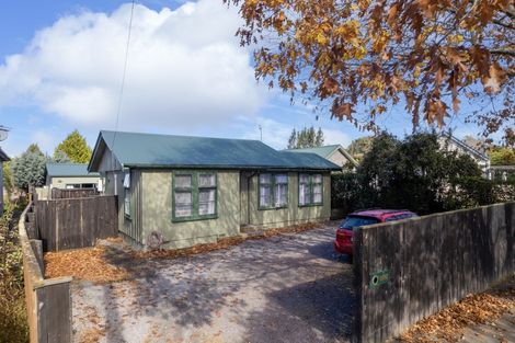 Photo of property in 10 Coopers Road, Dallington, Christchurch, 8061